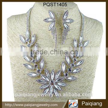 Factory direct sale crystal flower shape necklace and earring jewelry sets