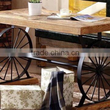 Hot Sale Especial Wooden Table With Wheel Leg