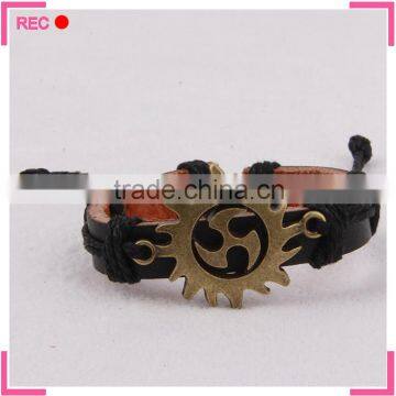 Fashion men's bracelet with customized charm, wholesale mens hand bracelets