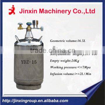 Self-pressurization liquid nitrogen cryogenic tank with horse