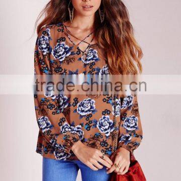 Best Selling Ladies Floral Printed Casual Blouse Low Price photo-2