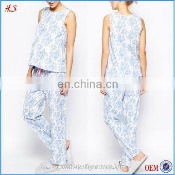 2016 New style top sale dongguan clothing maternity floral womens tank top long pant family pajama set clothes
