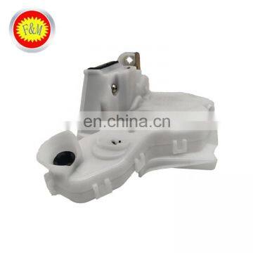 China Price Wholesale Auto Parts Car Door Lock Actuator Parts OEM 69320-0K080 L photo-5