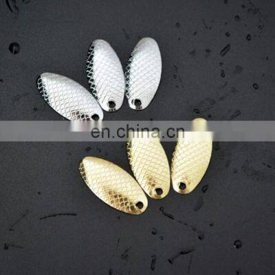 0.8g Artificial Metal Spoon Noise Spinner Baits Paillette Fishing Lures