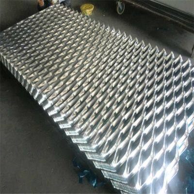 Heavy Duty Expanded Metal Mesh for Construction & Industrial Protection photo-4