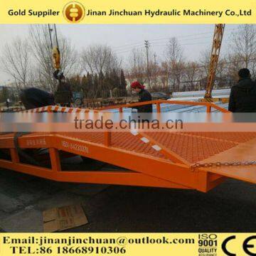 ISO/CE approved mobile hydraulic dock ramp 10ton 0.9--1.7m