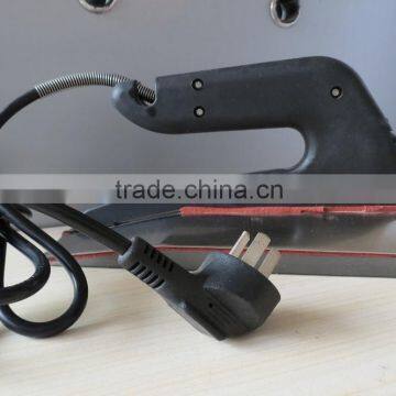 Heat seam iron carpet fitting tool