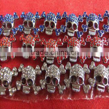 Compet wholesale 10mm rhinestone slide charm skulls