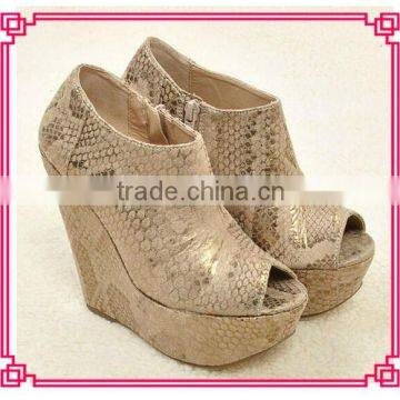 New arrival sexy snake PU peep toe wedge heel ladies shoes