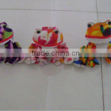 lovely&beautiful soft stuffed sitting plush valentine frog for valentine festival