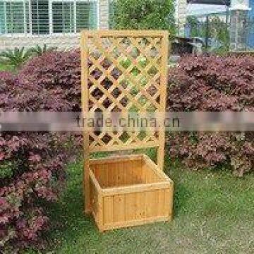 WOODEN LATTICES PLANTER