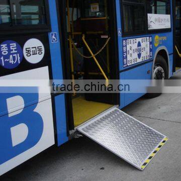 EWR-L Bus Wheelchair Ramps Load 350kg With CE Certificate photo-4