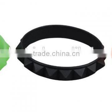 2016 High Quality Sport Bracelet Silicone Rubber Snap Bracelets Chain Bracelets