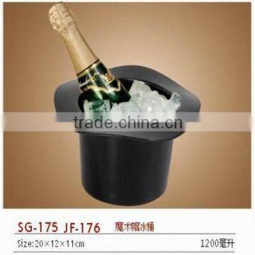 Plastic magic hat ice bucket
