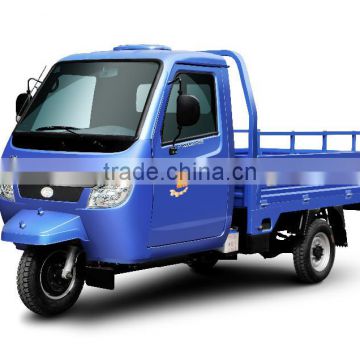 three wheel motor tricycle with closed cabin for cargo