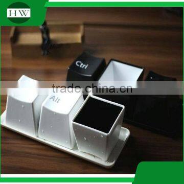 White & Black Drinking Plastic Keyboard Cup