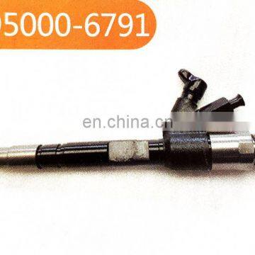 Diesel engine  fuel injector 095000-6791