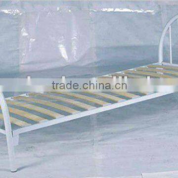 metal single bed with wooden base B-09