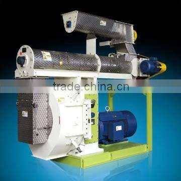 Wood dust pellet mill