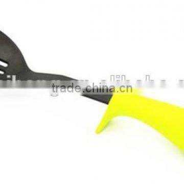 Kitchen Utensils With Built-in Spatula Stand