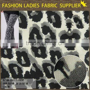 Hot Sales French 100% Printed Rayon Fabric Wholesale of Shaoxing Textile for Ladies' Dress 30*30 68*68 photo-3