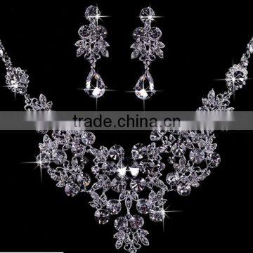 2016 China High Quality Elegant Earring and Necklace Jewelry Crown Hot Sale Silver Plated Jewelry Sets for Ladies photo-5