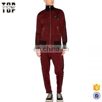 Wholesale sports clothing embroidered 100% polyester men's new design track suit