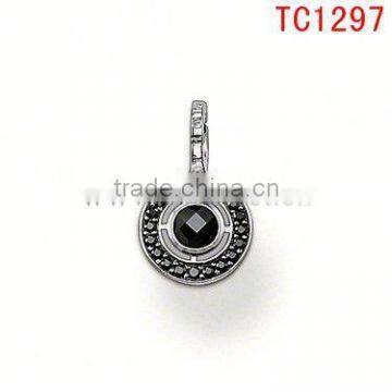 TC1297 good design black metal cheap pendant&charm fashion popular sale