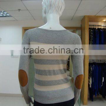 High Quality Heart Shape Embroidery Stripe 12gg Plain Knitwear Sweater photo-2