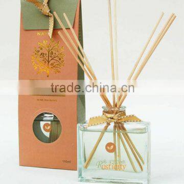 Natrual reed diffuser with rattan sticks in clear square bottle of competitive price