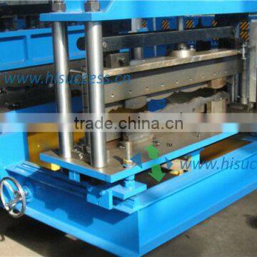 Roof sheet making machine