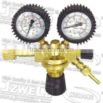 High pressure regulator