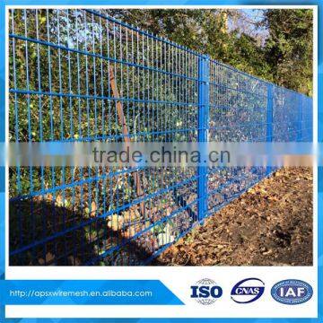 868 & 656 Twin Welded Wire Mesh Fences