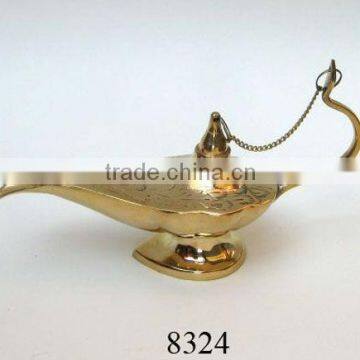 Exporter of Decorative Brass Aladdin Lamp