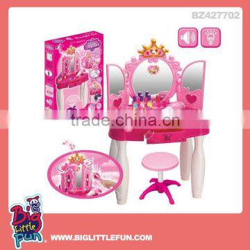 Dressing table toy makeup kit toy