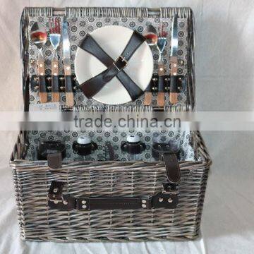 Hot sale natural storage baskets for 4 persons antique picnic basket