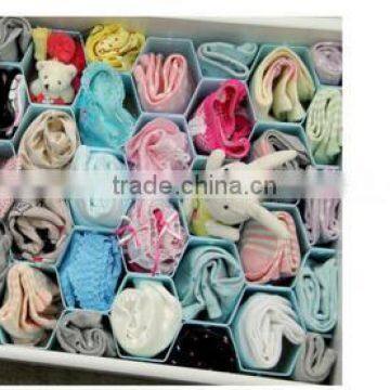 Cy272 Cute Pink Plastic Honeycomb Shape Cellular Sorting Grid Drawer Clothing Organizer Storage Box Container for Clothes