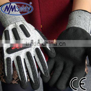 NMSAFETY cut resistant black mechanic working gloves