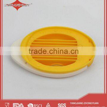 2015 Kitchen Gadget Mini Plastic Egg Slicer With Stainless Steel Wire photo-3