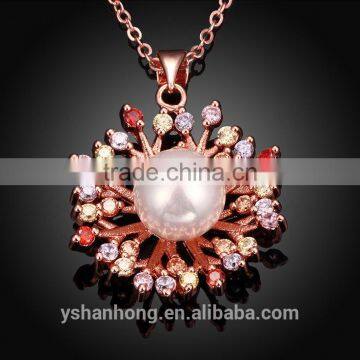 Natural Pearl Inlaid Rose Gold Pendant Necklace photo-3