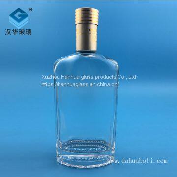 Manufacturer's Direct Selling 500ml Rectangular Glass Wine Bottle