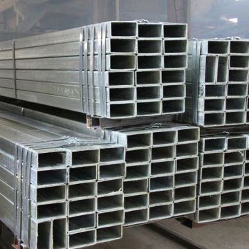 China Manufacturer All Size Welded Square Rectangular Steel Pipe/Tube