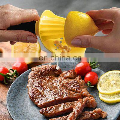 Wholesale Custom Press Manual Orange Lime 2022 Black Durable Hand Juice Plastic New Lemon Squeezer