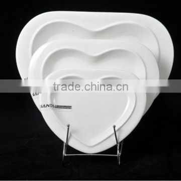 Hot selling heart- shaped porcelain dish