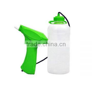 iLOT 4*1.5A battery motorized trigger sprayer with 1000ml bottle for detergent, wax, cleaner