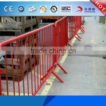 Galvanized crowd control barrier