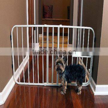 Hot selling expandable metal fence pet gate with doors