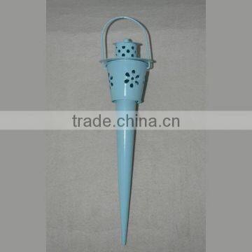 Outdoor lantern