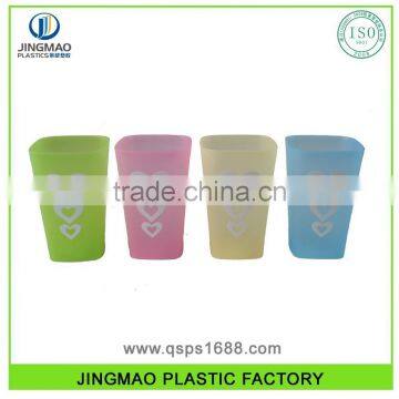 Plastic Water Drinking Cup with Heart Shape imprint