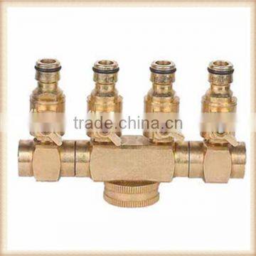 4-ways garden hose manifold